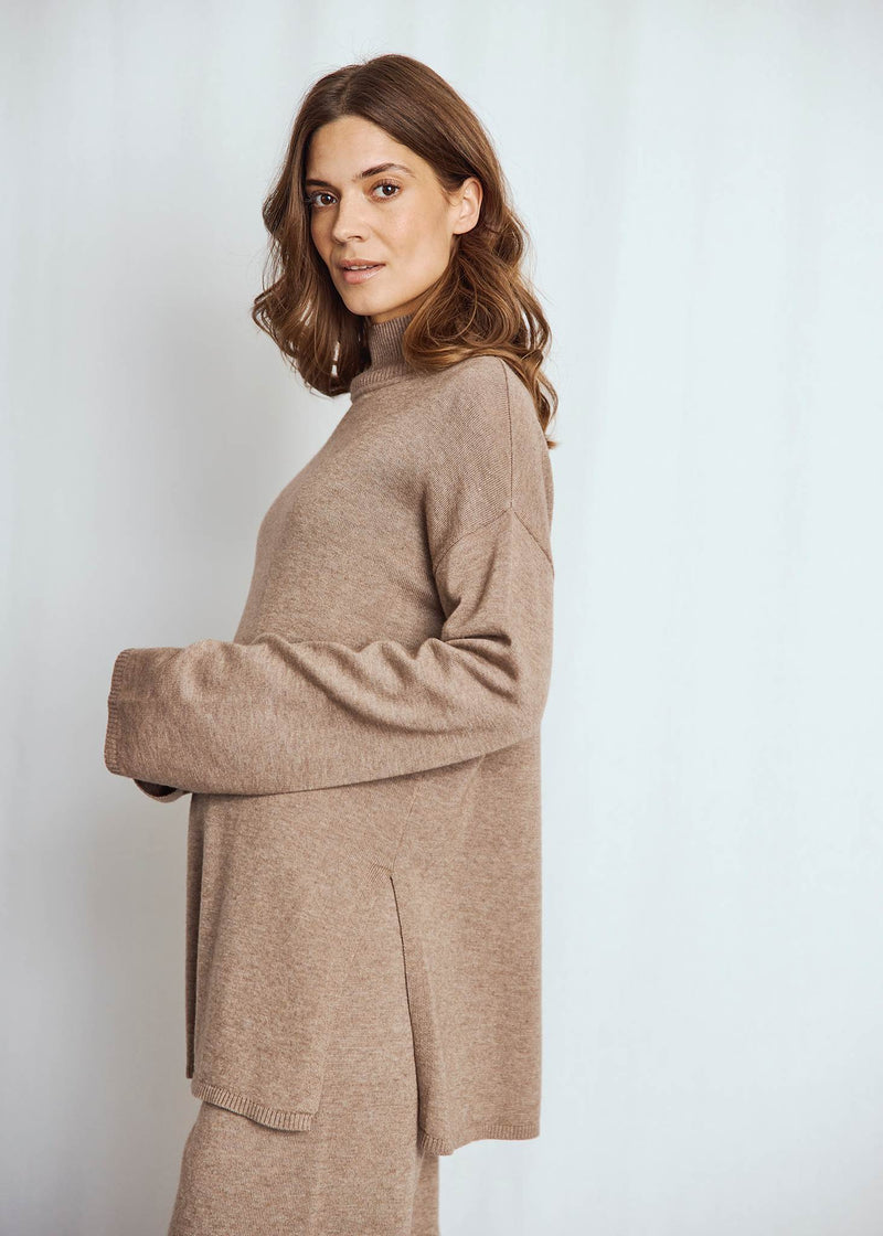 BS Guro Regular Fit Knitwear - Brown