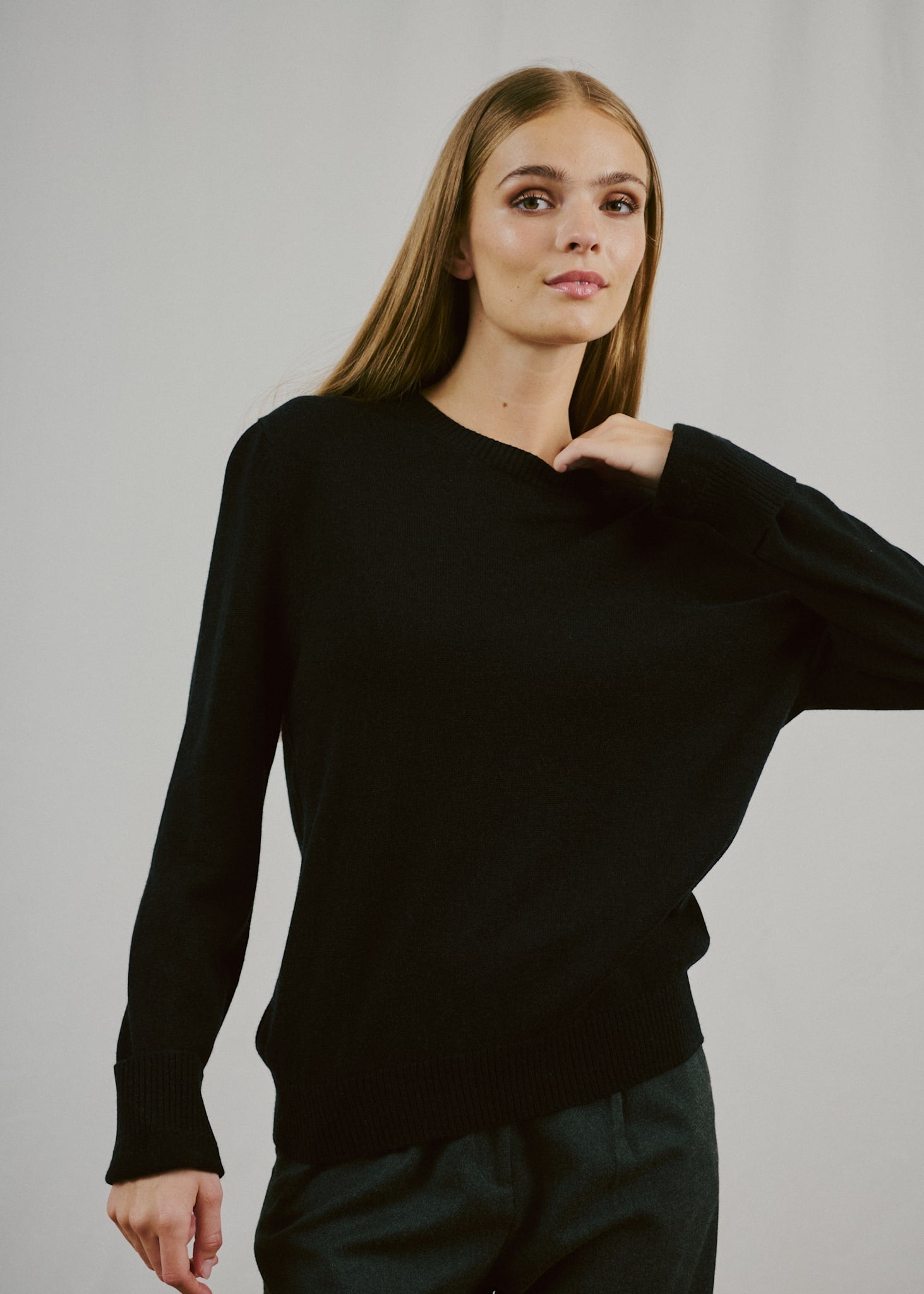 BS Brunhild Regular Fit Knitwear - Black