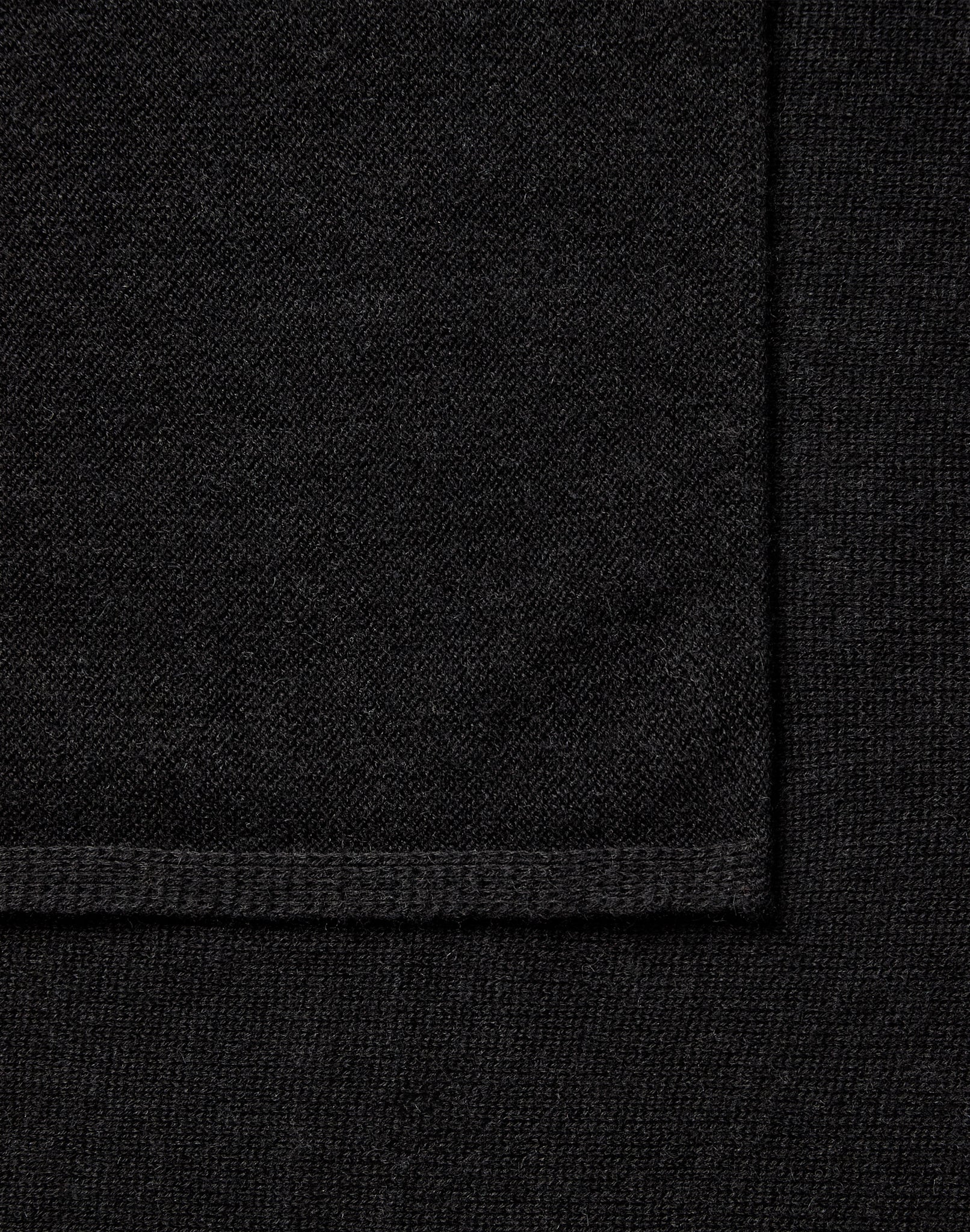 BS Liesel  Scarf - Black
