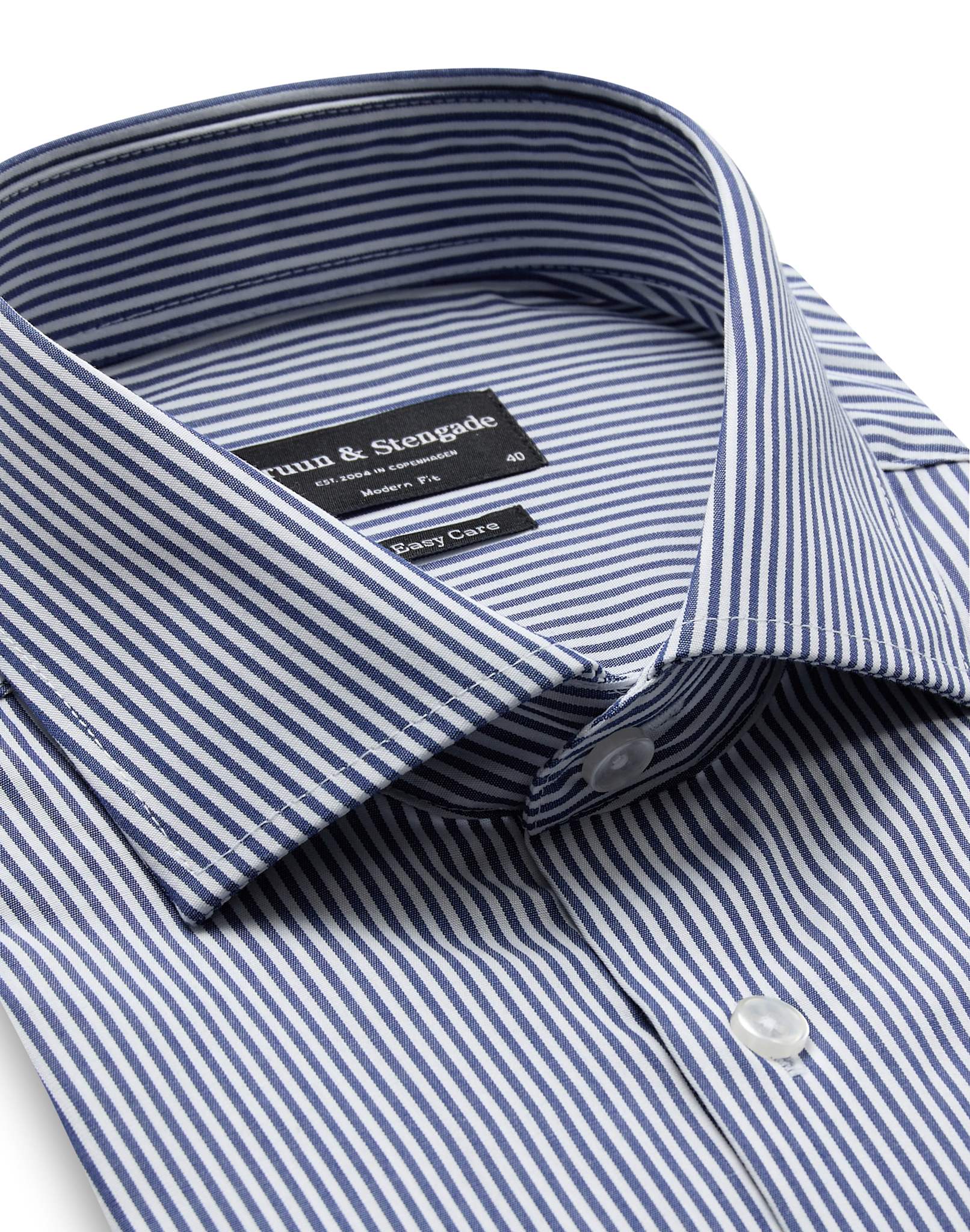 BS Mcdonald Modern Fit Shirt - Navy/White